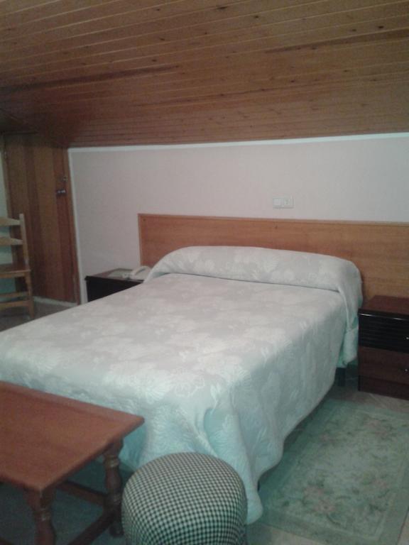 Hotel Bellavista La Puebla De Castro Habitación foto