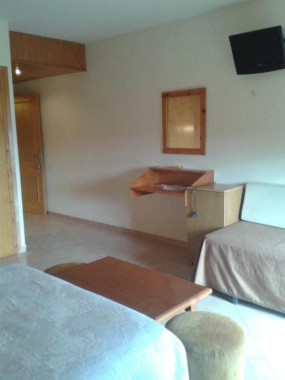 Hotel Bellavista La Puebla De Castro Habitación foto